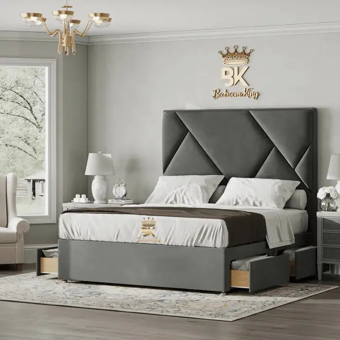 Divan bed frame with 4 drawers made by Bedroomking