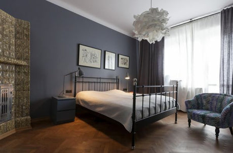 How to Stop a Metal Bed Frame from Squeaking